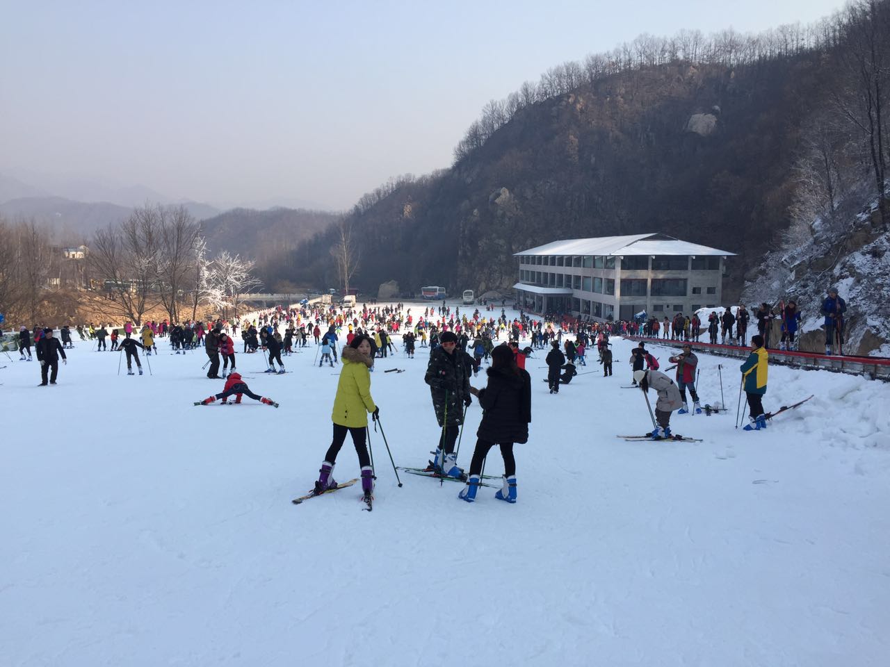 河北迪特旅游開發(fā)有限公司正式助力河南平頂山大峽谷滑雪場(chǎng)游樂場(chǎng)